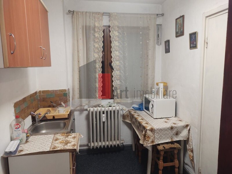 Turnu Magurele - Pasajul Europa Unita vanzare apartament 3 camere